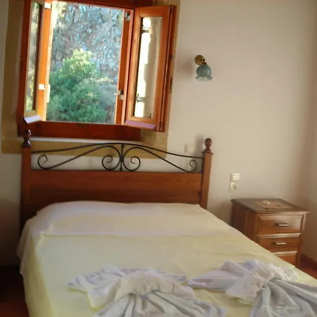 Aparthotel Patriko Traditional Stone 4*