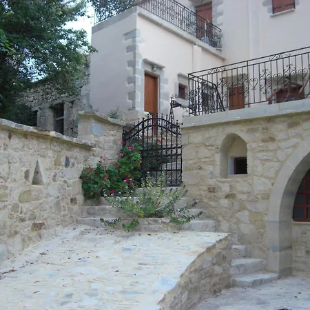 Aparthotel Patriko Traditional Stone